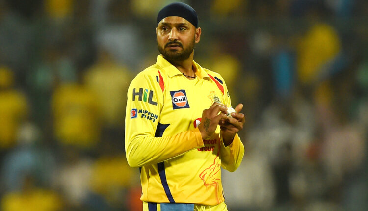 Harbhajan Singh Comes Up with Heart-Winning Reply After Fan Accuses Spinner of Responding Only to Verified Accounts