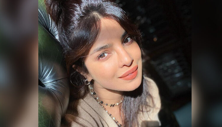 Priyanka Chopra Shares Beautiful Sunkissed Pic on Instagram, Captions It ‘Living in the Light’