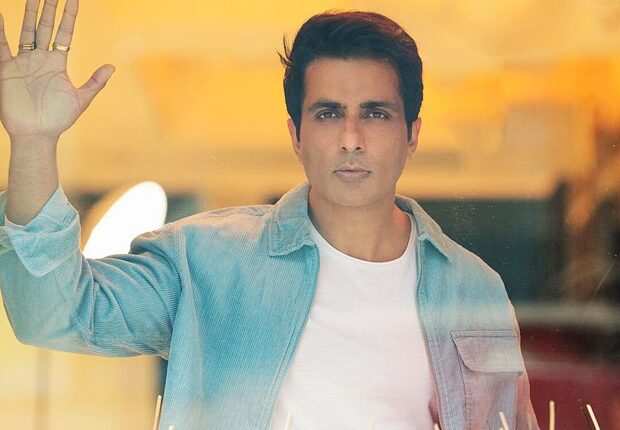 Sonu Sood on the formula for beating Covid-19 : Bollywood News