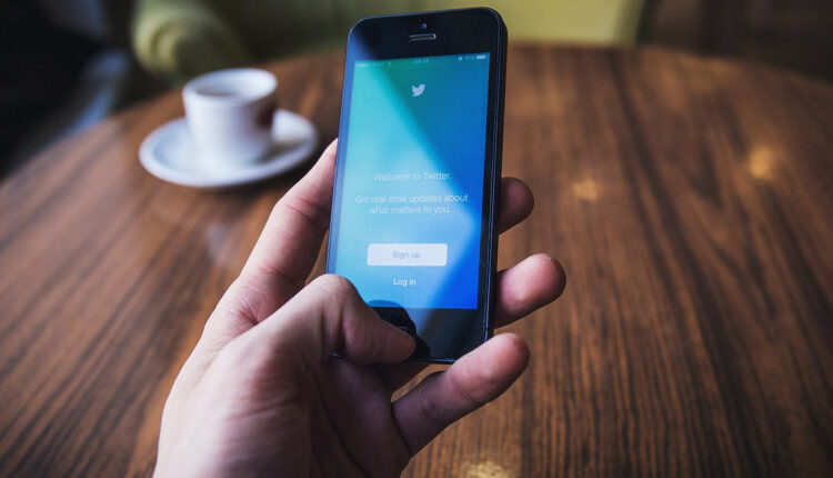 Twitter Down Once Again: Users Unable to Sign In, Retrieve Tweets and Check New Posts on Timelines