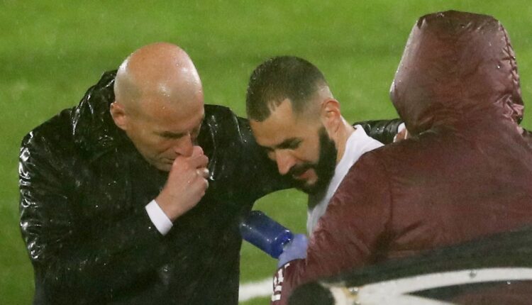 Zidane glad Real still alive after early Chelsea onslaught