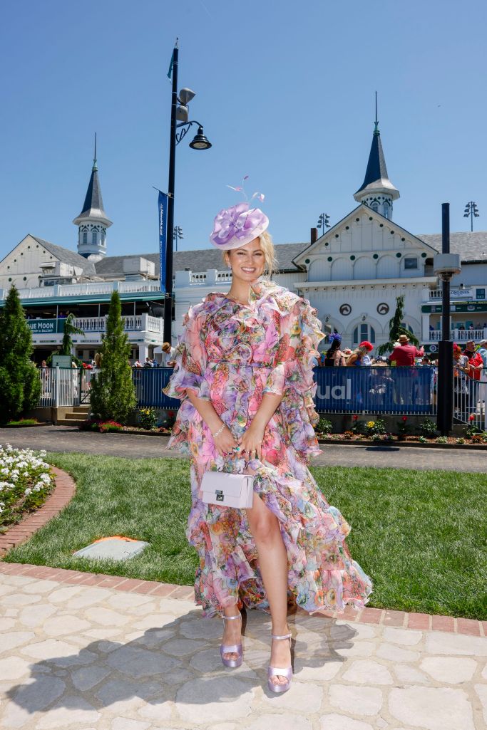 Tori Kelly attends the Kentucky Derby 147 at Churchill Downs. Photo: Michael Hickey/Getty Images for Churchill Downs