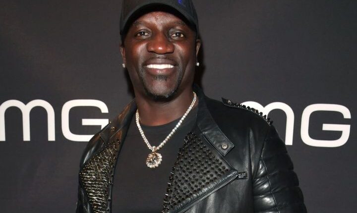 Akon Has His SUV Stolen While Pumping Gas In Atlanta