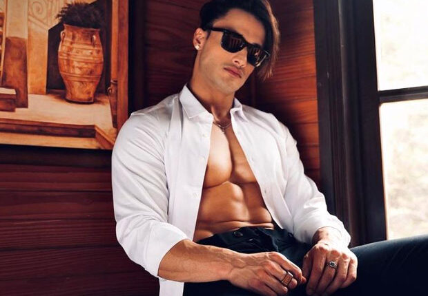 Asim Riaz to make Eid special with his debut rap 