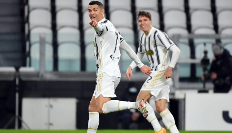 Cristiano Ronaldo Transfer Update: CR7 Reportedly Willing to Take Pay Cut for his Return to Manchester United, Portugal Star Closer Than Ever to Signing Up With Red Devils