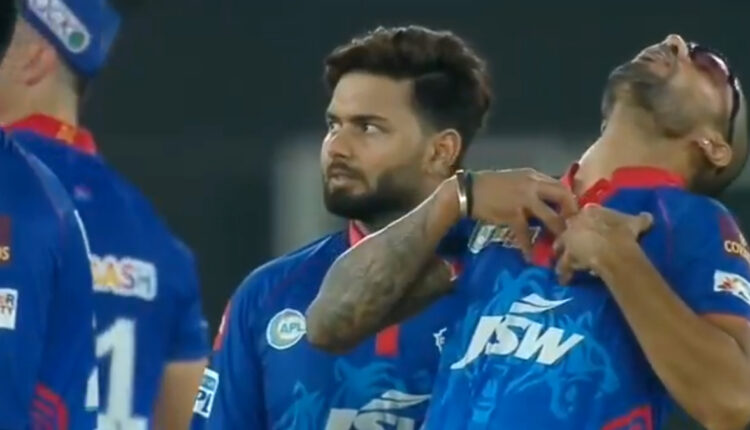 IPL 2021: Shikhar Dhawan Gives Hilarious Reaction as Dawid Malan Survives LBW Call During PBKS vs DC Clash (Watch Video)