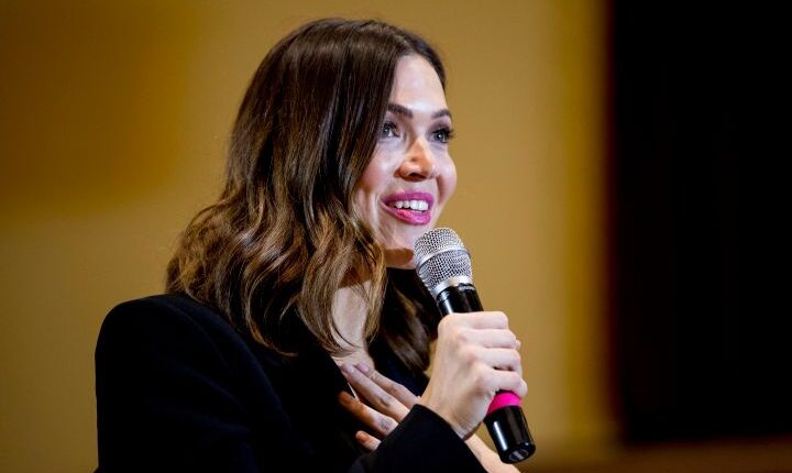 Mandy Moore Celebrates ‘All The Mothers And Mother Figures’ In Sweet Post