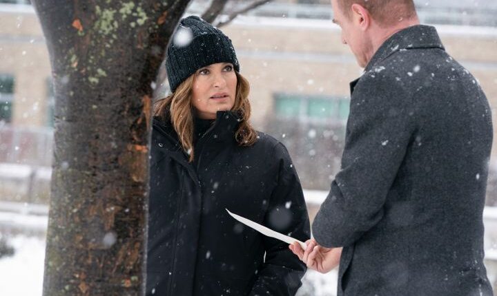 Mariska Hargitay Hilariously ‘Shares’ What’s In The Letter From Elliot Stabler To Olivia Benson