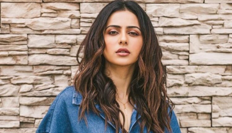 Rakul Preet Singh Shares a Tip on How To Overcome Anxiety and Stress in the Time of COVID-19 (View Pic)