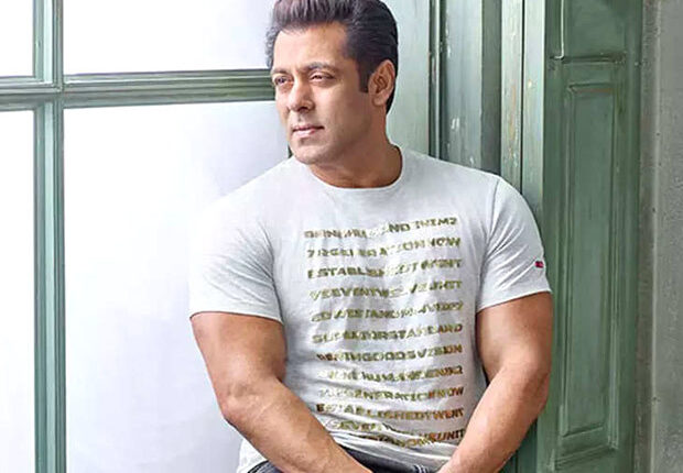Salman Khan helps 18-year-old boy from Karnataka with ration and educational equipment after his father succumbs to COVID-19 : Bollywood News
