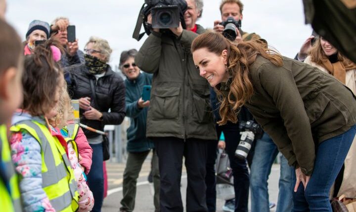 See Kate Middleton’s Reaction When A Little Boy Asks If She’s A Prince