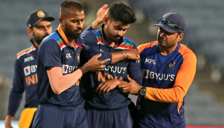 Shreyas Iyer Shares Hilarious Video of Fans Chanting, ‘1 Rupee Ki Pepsi, Iyer Bhai Sexy’