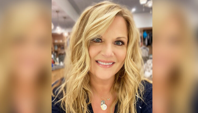 Trisha Yearwood Receives First Dose of COVID-19 Vaccine, After 2 Months of Testing Positive (View Post)