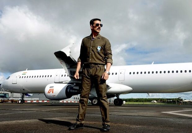 SCOOP: Multiplex Associations at loggerheads with the producers of Akshay Kumar