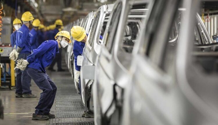 China passenger car sales rise 1% in May from year earlier