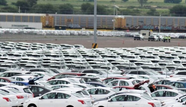 Mexican auto parts lobby sees chip supply crunch over by December