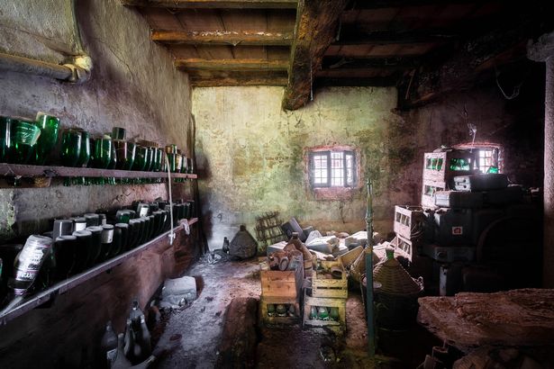 The palace in northern Italy even had a fully-stocked wine cellar