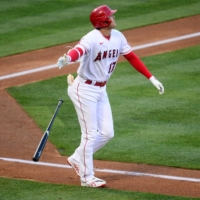 Shohei Ohtani watches his two-run home run against the Royals on Tuesday in Anaheim, California. | USA TODAY / VIA REUTERS