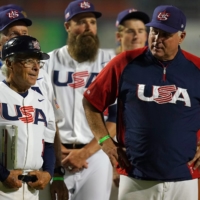 USA manager Mike Scioscia (right) is focused on leading his team to its first Olympic gold in baseball since the 2000 Sydney Games.  | USA TODAY / VIA REUTERS