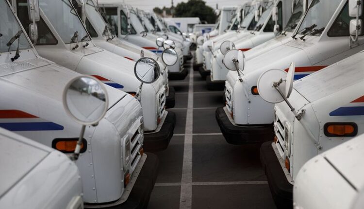 Workhorse challenges USPS decision to award vehicle contract to Oshkosh