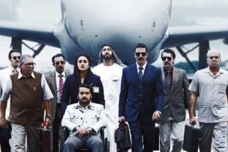 Akshay Kumar confirms Bellbottom to release on August 19 in theatres  : Bollywood News