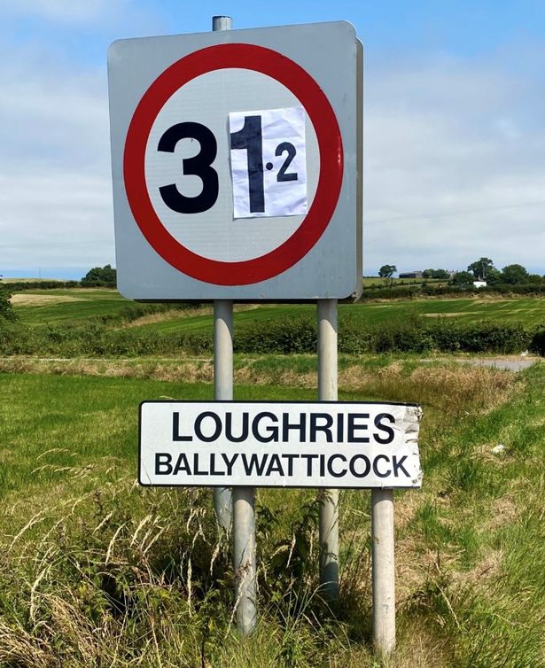 A 30mph road side in Ballywatticock in Co Down has been adapted after the highest ever temperature in Northern Ireland of 31.2 degrees was recorded in the area by the Met Office on Saturday