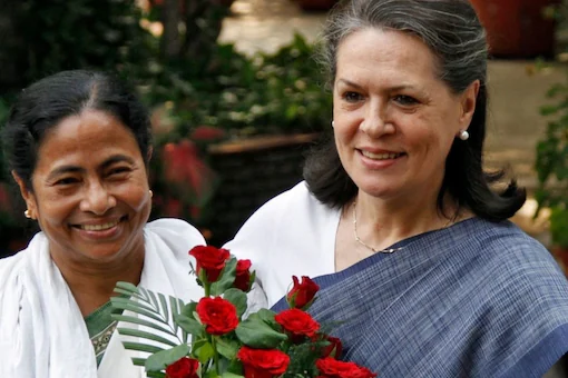 Mamata Banerjee and Sonia Gandhi met in Delhi last month during the West Bengal chief minister's visit to the capital. File pic Mamata Banerjee and Sonia Gandhi met in Delhi last month during the West Bengal chief minister's visit to the capital. File pic
