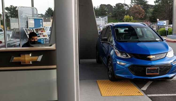 GM recalls all Chevy Bolt EVs for fire risk