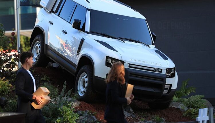 Jaguar Land Rover ends Volkswagen fight over luxury utility vehicles