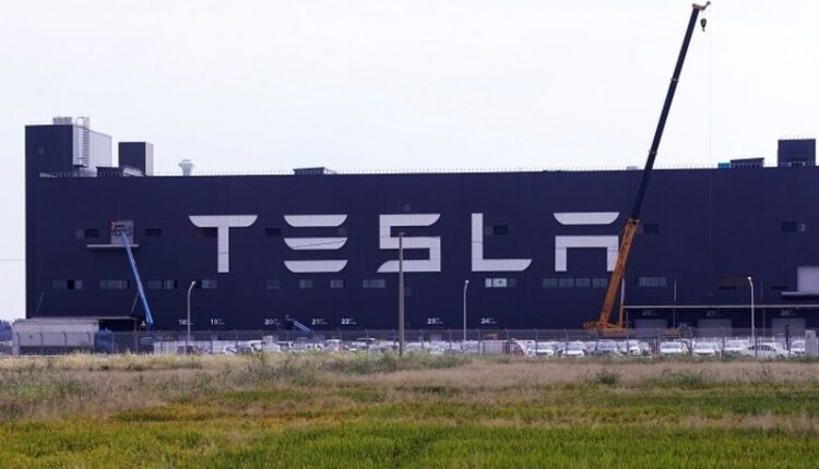 Tesla Shanghai to make 300,000 cars from January through September despite chip shortage