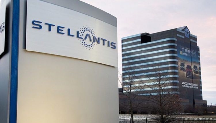 Why Daimler, Stellantis are investing in a battery maker