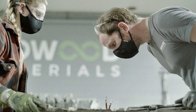 As EV prospects ramp up, Tesla veteran JB Straubel tears batteries down