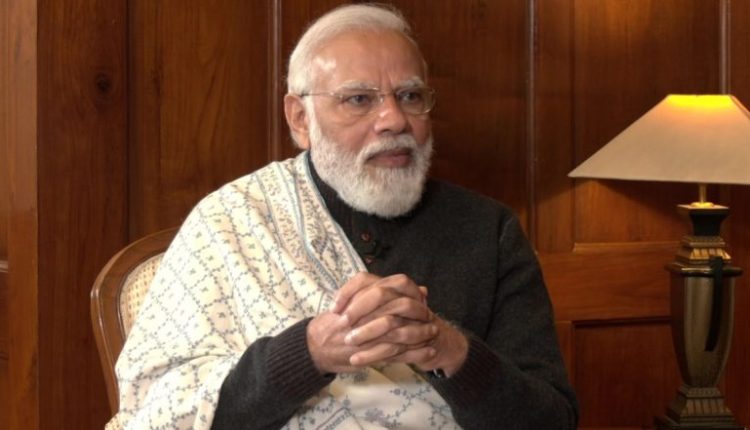 Uttar Pradesh Assembly Elections 2022: PM Narendra Modi Urges Voters to Participate in 'Holy Festival of Democracy'