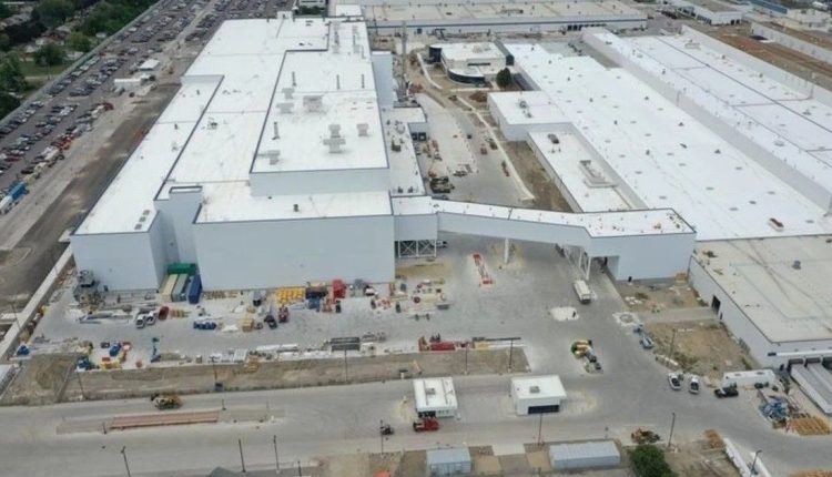 Stellantis hit with another odor violation at Detroit plant