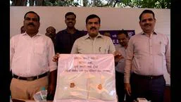 DCP (crime branch) Suresh Mengde and his colleagues with the seized drugs worth <span class=