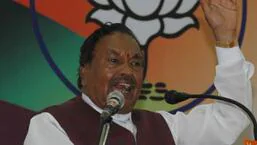 KS Eshwarappa, one of the senior most leaders of the Bharatiya Janata Party (BJP) in Karnataka, has been in the middle of several controversies in the recent past . (HT)