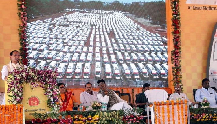 CM Chouhan flags off 2052 Sanjeevani ambulances, launches App