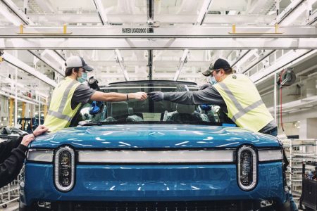 Rivian maintains forecast after 6,584 deliveries in Q3