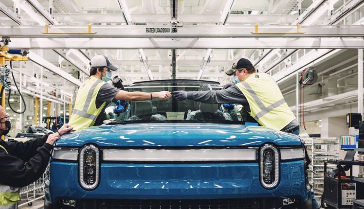 Rivian Q1 production hits 2,553 vehicles amid supply struggles