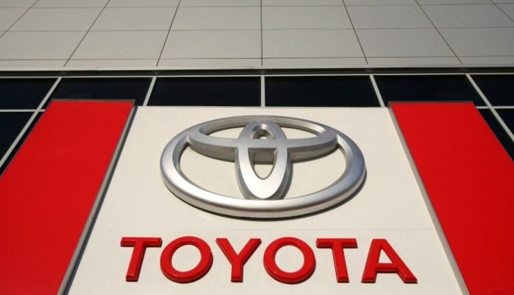 Toyota to invest $383M to build 4-cylinder engine, parts