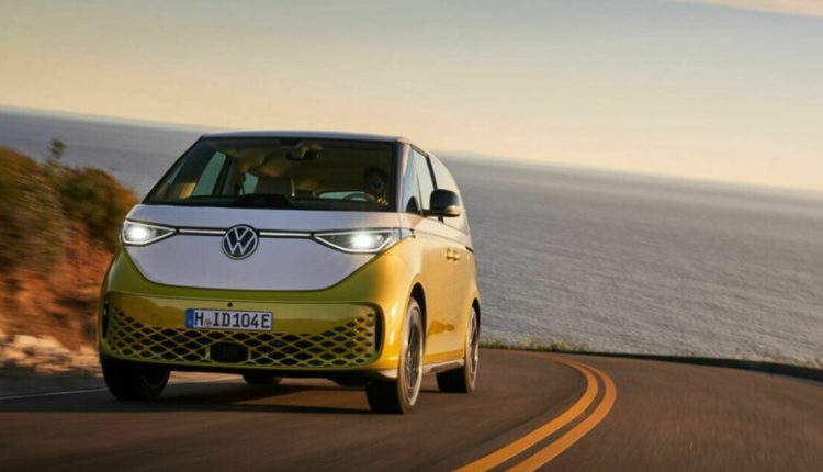 VW considers expanding U.S. plant