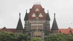 7 Maharashtra citizens have filed a public interest litigation in the Bombay high court seeking directions to Eknath Shinde and 38 rebel legislators to return to the state and resume their duties as elected representatives. (HT PHOTO.)