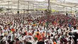 Protesters attending a mahapanchayat at Hisar's Khedar village on Wednesday. (Manoj Dhaka/HT)