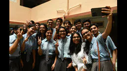 Students of Apeejay School celebrate CBSE 12th exam result at Nerul on Friday (Bachchan Kumar/ HT PHOTO) Students of Apeejay School celebrate CBSE 12th exam result at Nerul on Friday (Bachchan Kumar/ HT PHOTO)