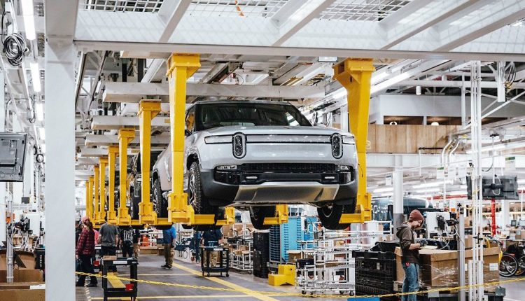 EV disruptors hit industry speed bumps that have plagued legacy automakers for years