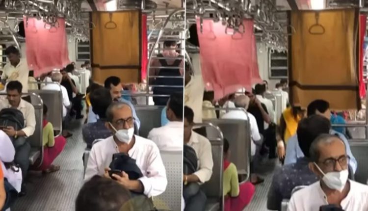Mumbai Rains: Photos and Videos of Clothes Drying in Mumbai Local Train Amid Heavy Rainfall Goes Viral (See Post)