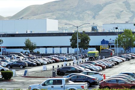 Tesla reportedly tracks workers’ office attendance, says Business Insider