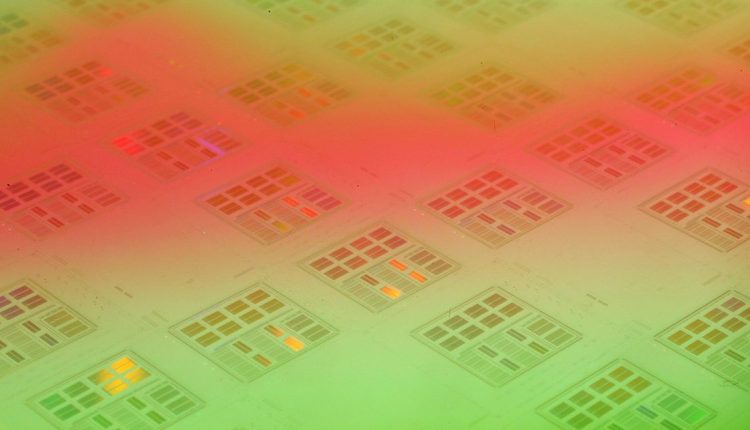 U.S. microchip supplier says it will build $1.8 billion plant in Indiana