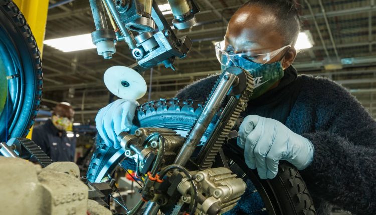 Jobs report July 2022: 528,000