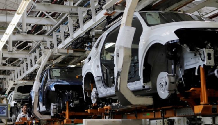 VW Mexico union to hold new contract vote after workers reject pay deal